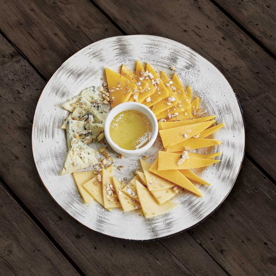 Сырная тарелка