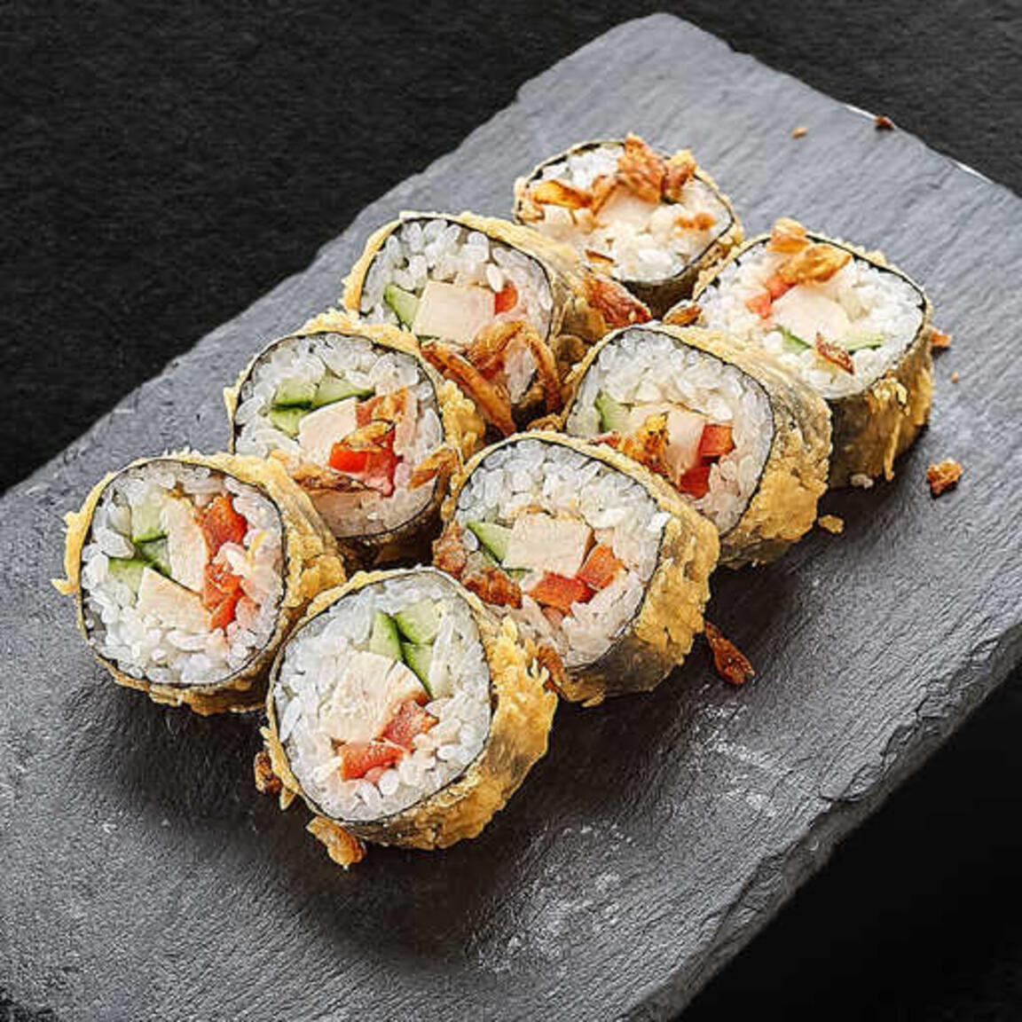 Ролл горячий с копченой курицей