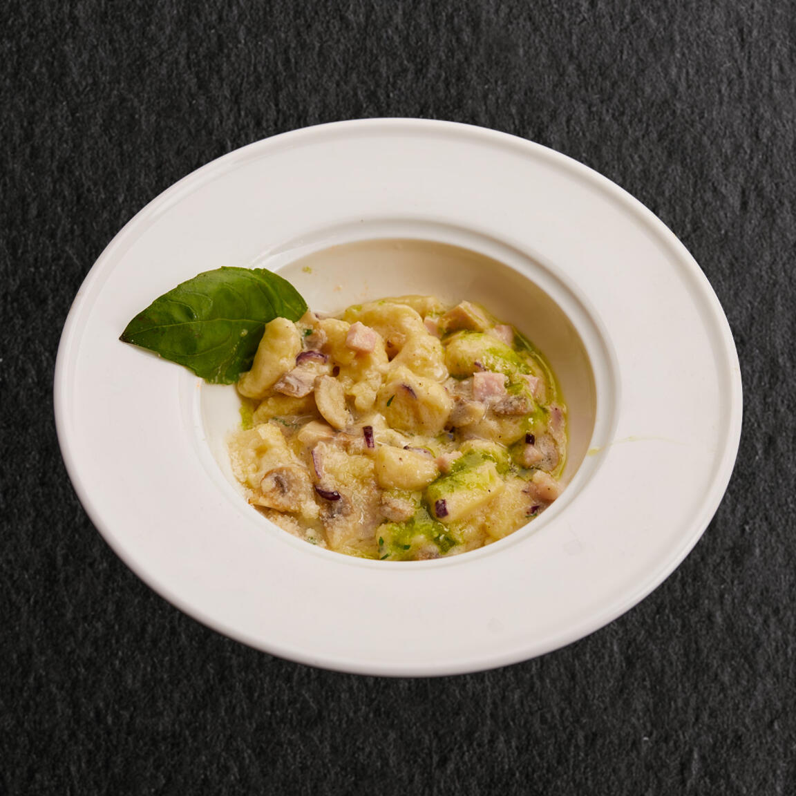 НЬОККИ ВЕТЧИНА И ГРИБЫ