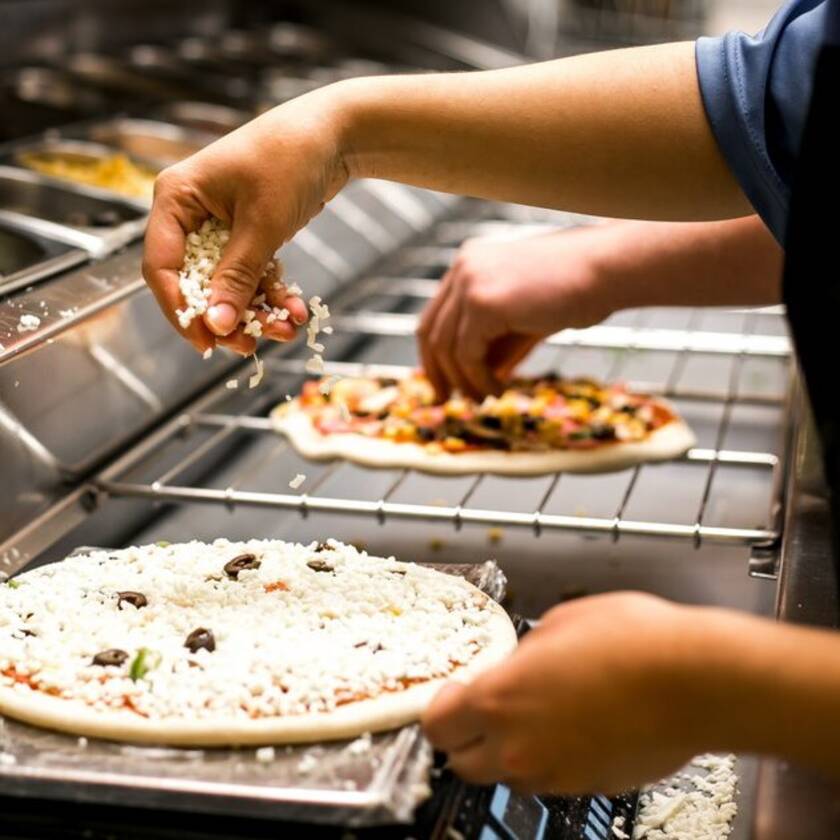 Работа в пиццерии Pronto Pizza: преимущества и возможности для карьерного роста
